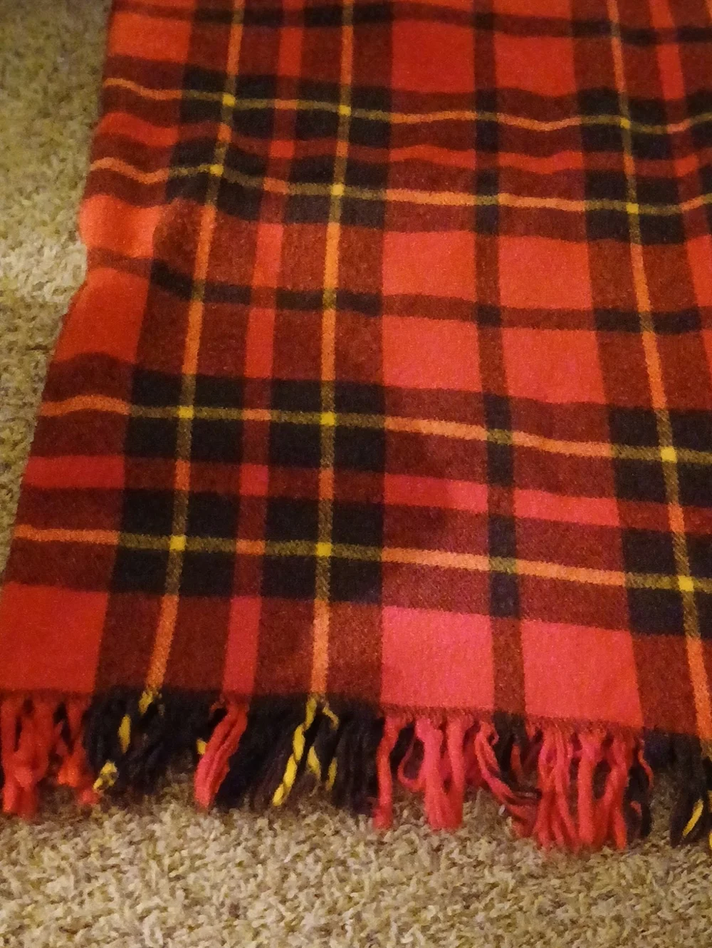 Red Plaid Holiday Throw Blanket - Brand Unspecified